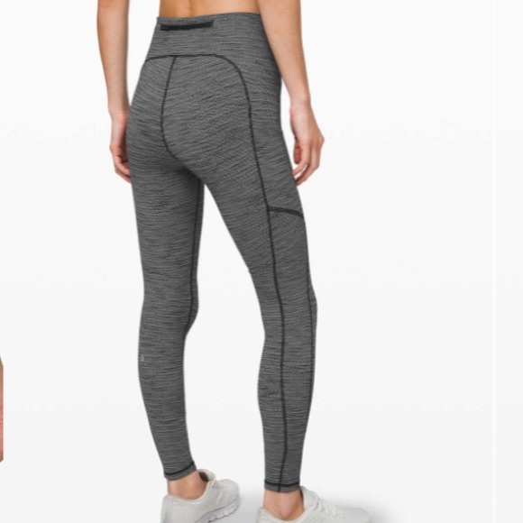 Lululemon Speed Up Tight - Picture 6 of 10